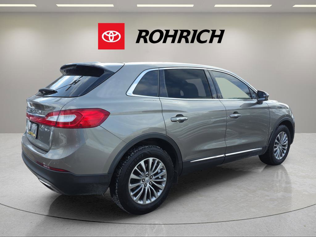 Used 2016 Lincoln MKX Select image 6