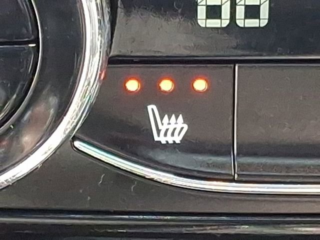 Certified 2024 Chevrolet Trax RS w/ Sunroof Package FWD image 26