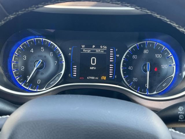 Used 2023 Chrysler Voyager LX FWD image 31