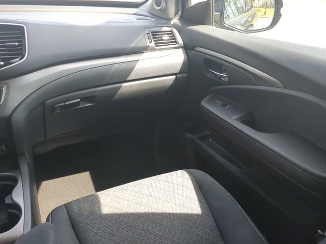 Used 2021 Honda Ridgeline Sport image 16
