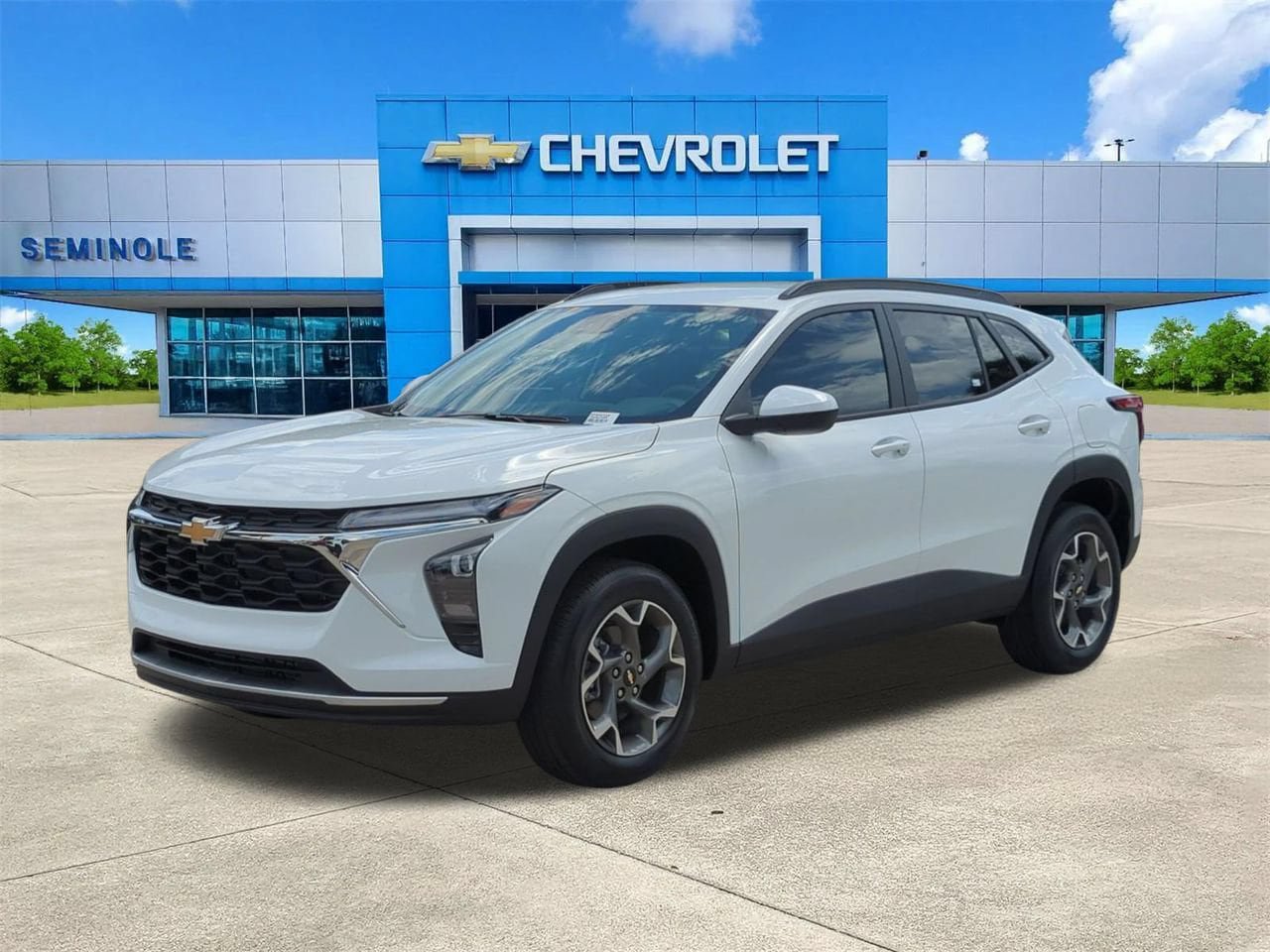 New 2026 Chevrolet Trax LT w/ LT Convenience Package FWD image 2