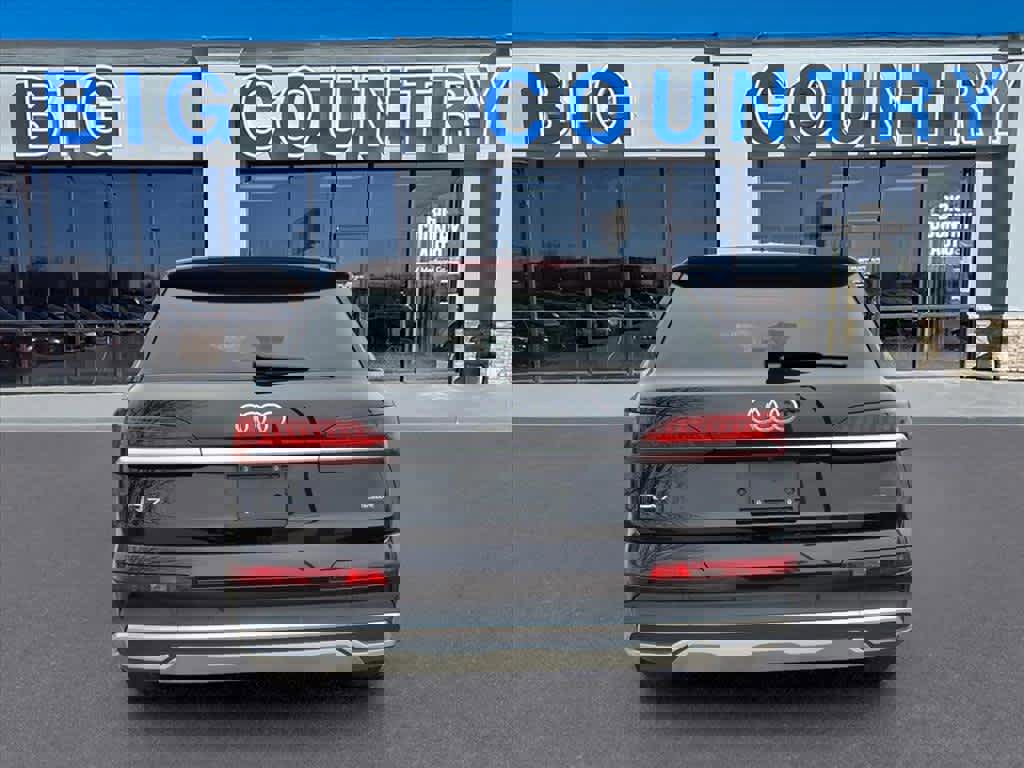 Used 2021 Audi Q7 2.0T Premium Plus image 3
