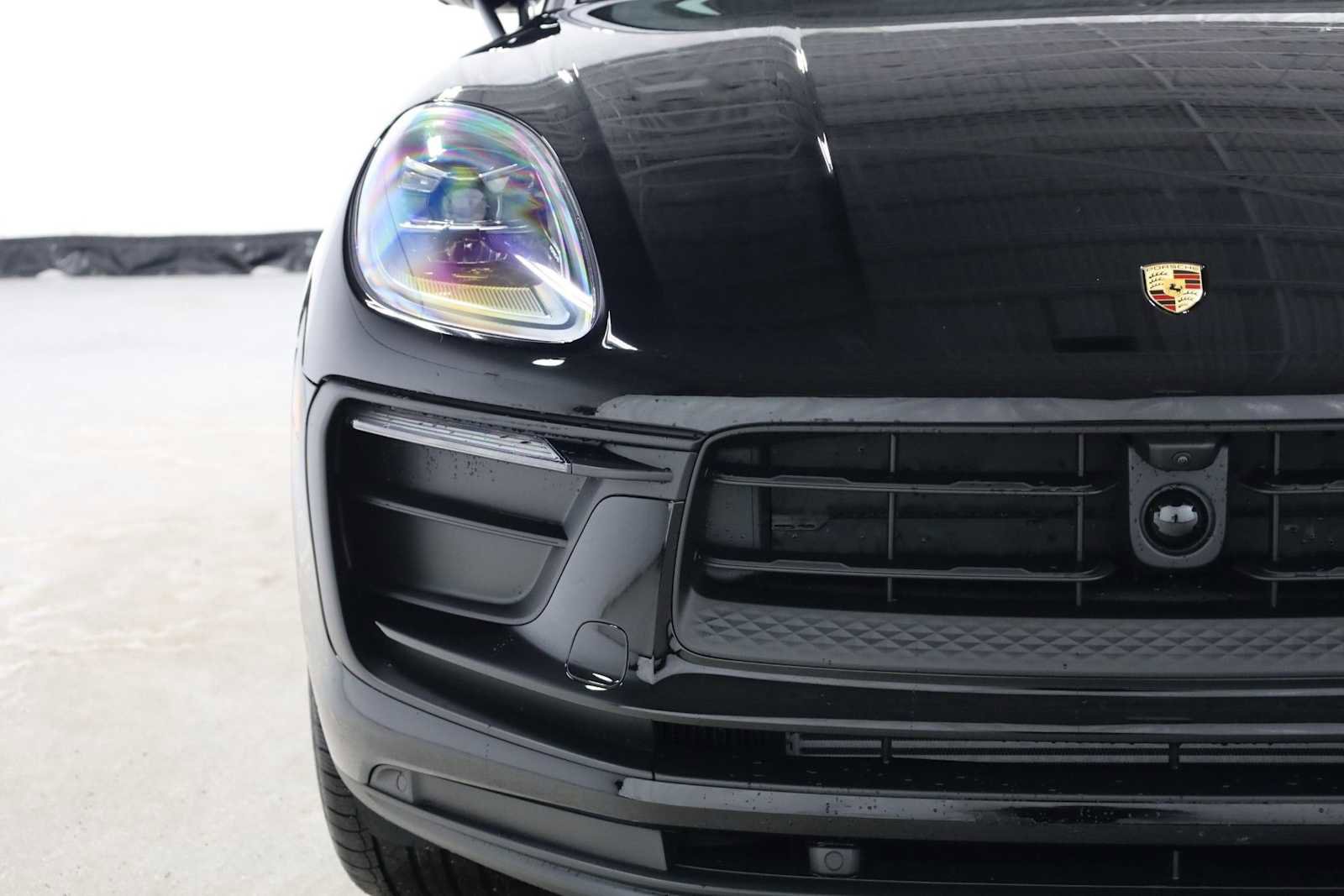 New 2026 Porsche Macan image 15