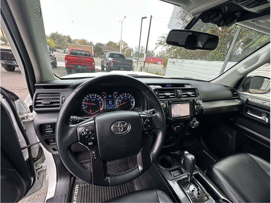 Used 2016 Toyota 4Runner Trail Premium w/ Convenience Package AWD/4WD image 2
