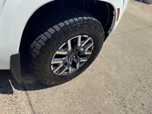 Used 2023 Nissan Frontier SV w/ SV Convenience Package AWD/4WD image 22