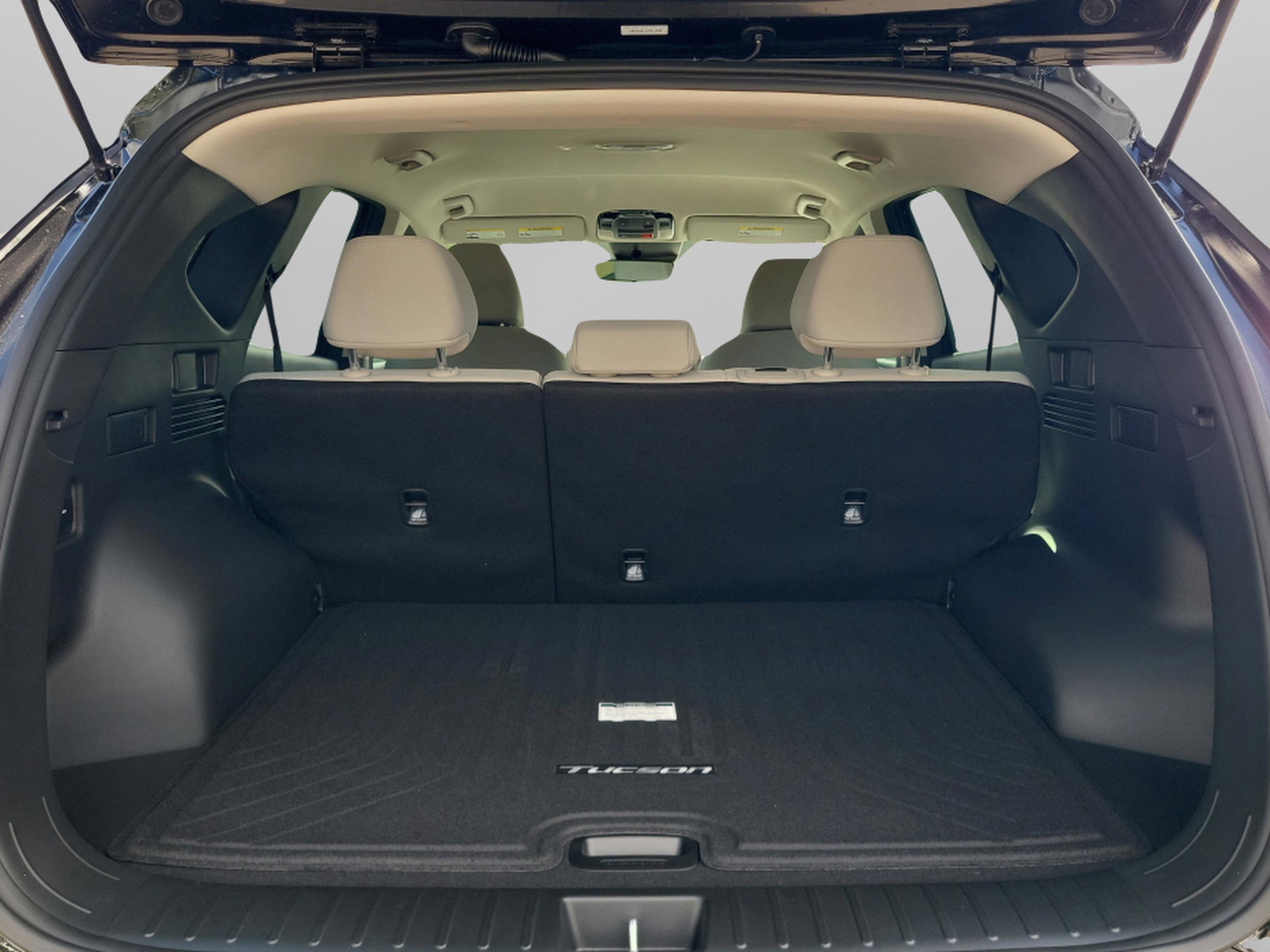 New 2026 Hyundai Tucson Blue SE image 27