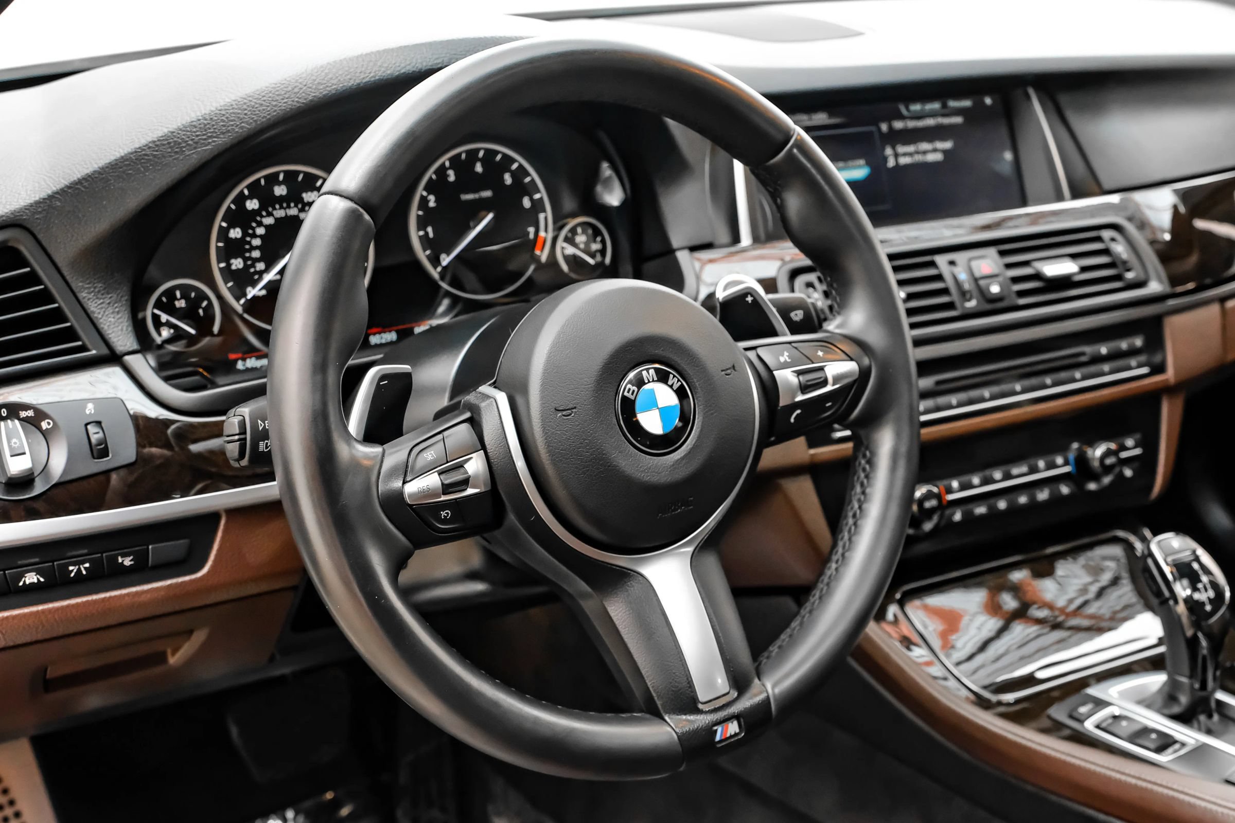 Used 2014 BMW 550i Sedan RWD image 13