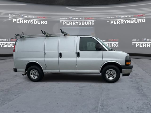 Used 2018 GMC Savana 2500 w/ Driver Convenience Package RWD image 9