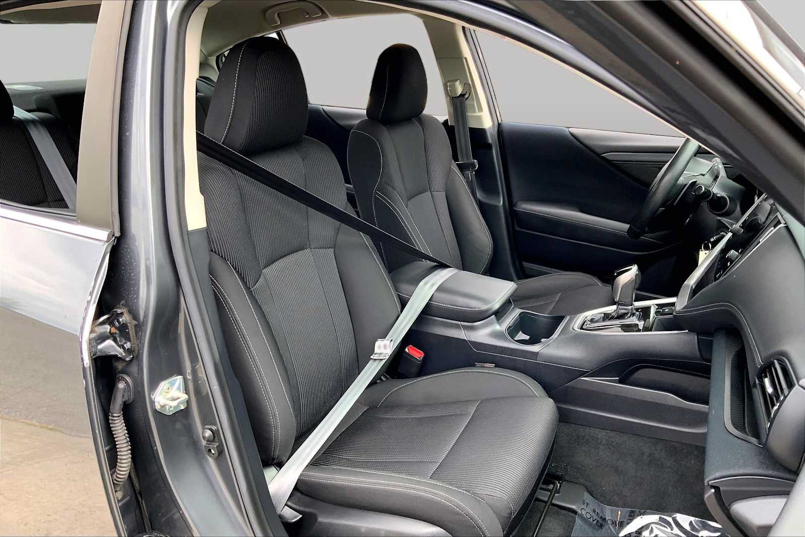 Used 2020 Subaru Legacy Premium AWD/4WD image 7