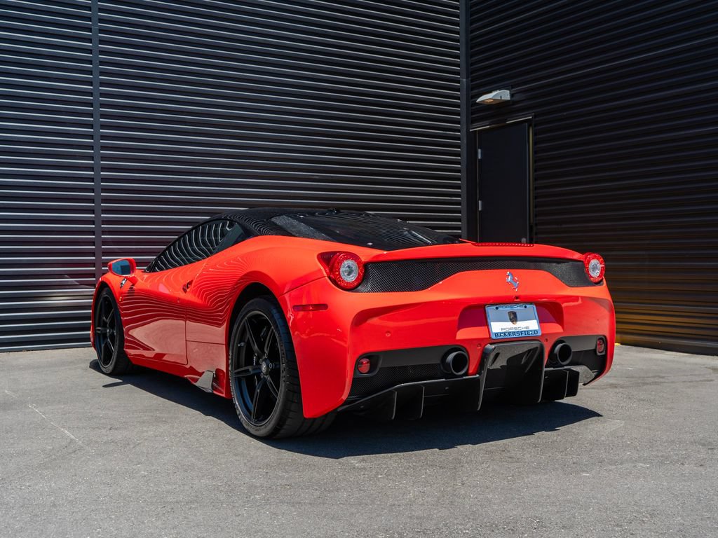 Used 2015 Ferrari 458 Speciale Coupe RWD image 3