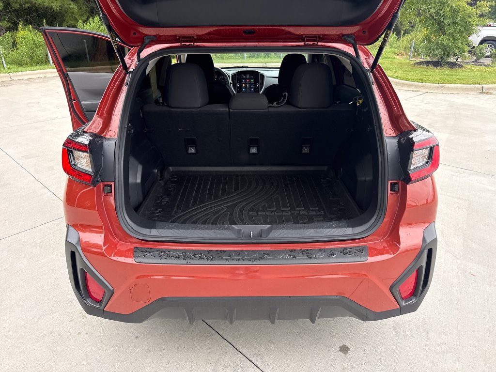 Used 2024 Subaru Crosstrek 2.0i Premium AWD/4WD image 33