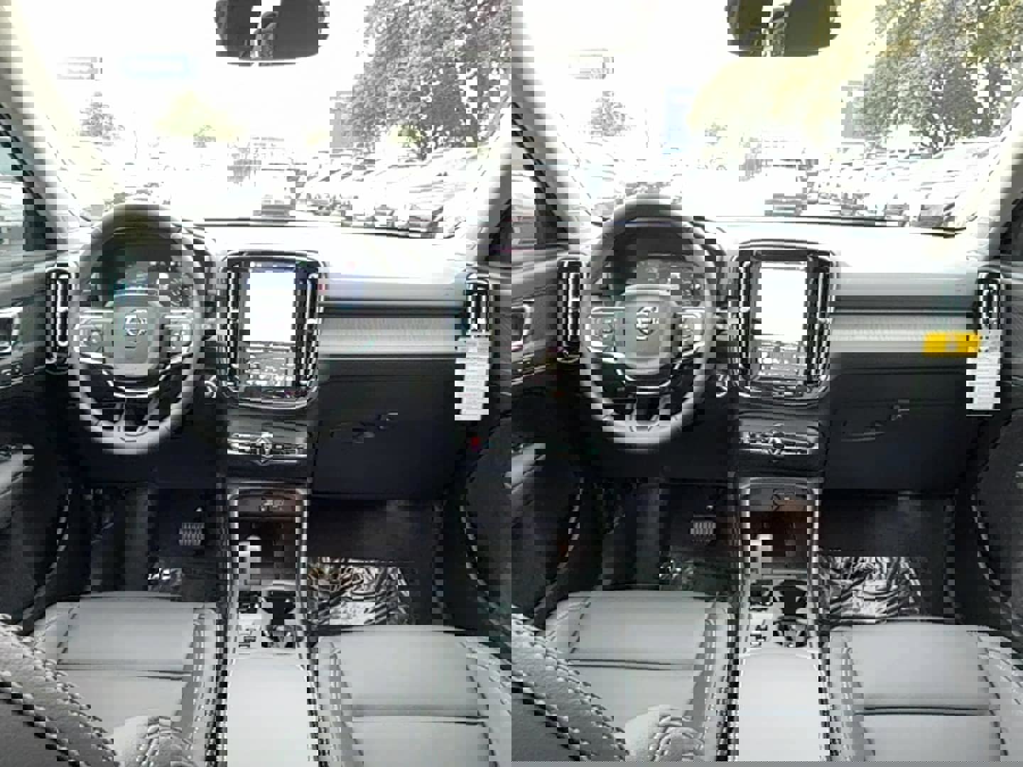 New 2026 Volvo XC40 B4 Core image 15