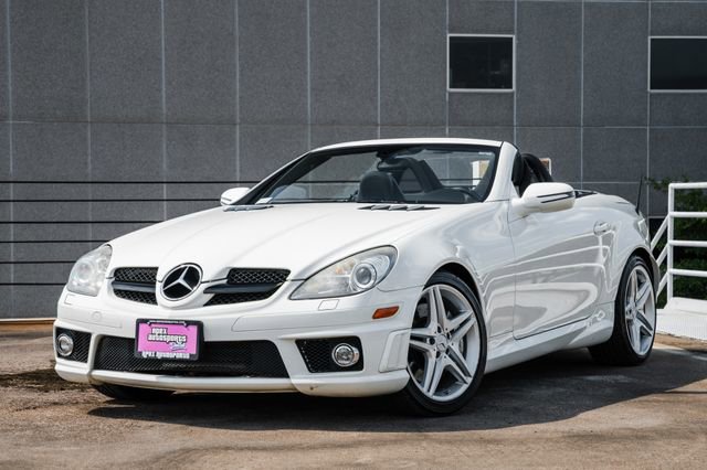 Used 2009 Mercedes-Benz SLK 55 AMG image 31