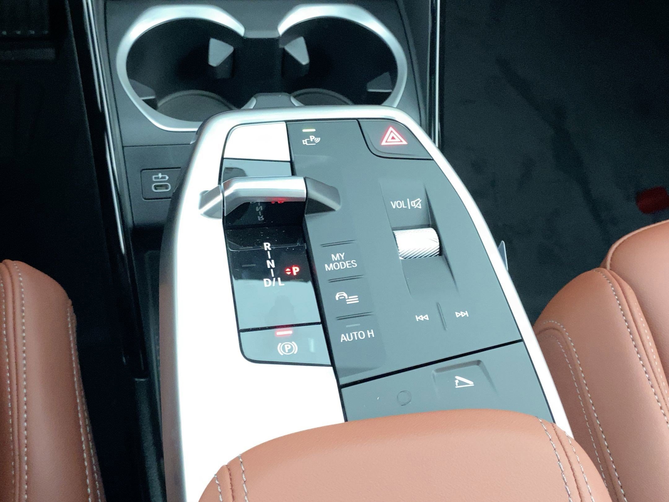 Used 2026 BMW X1 xDrive28i w/ Technology Package image 15