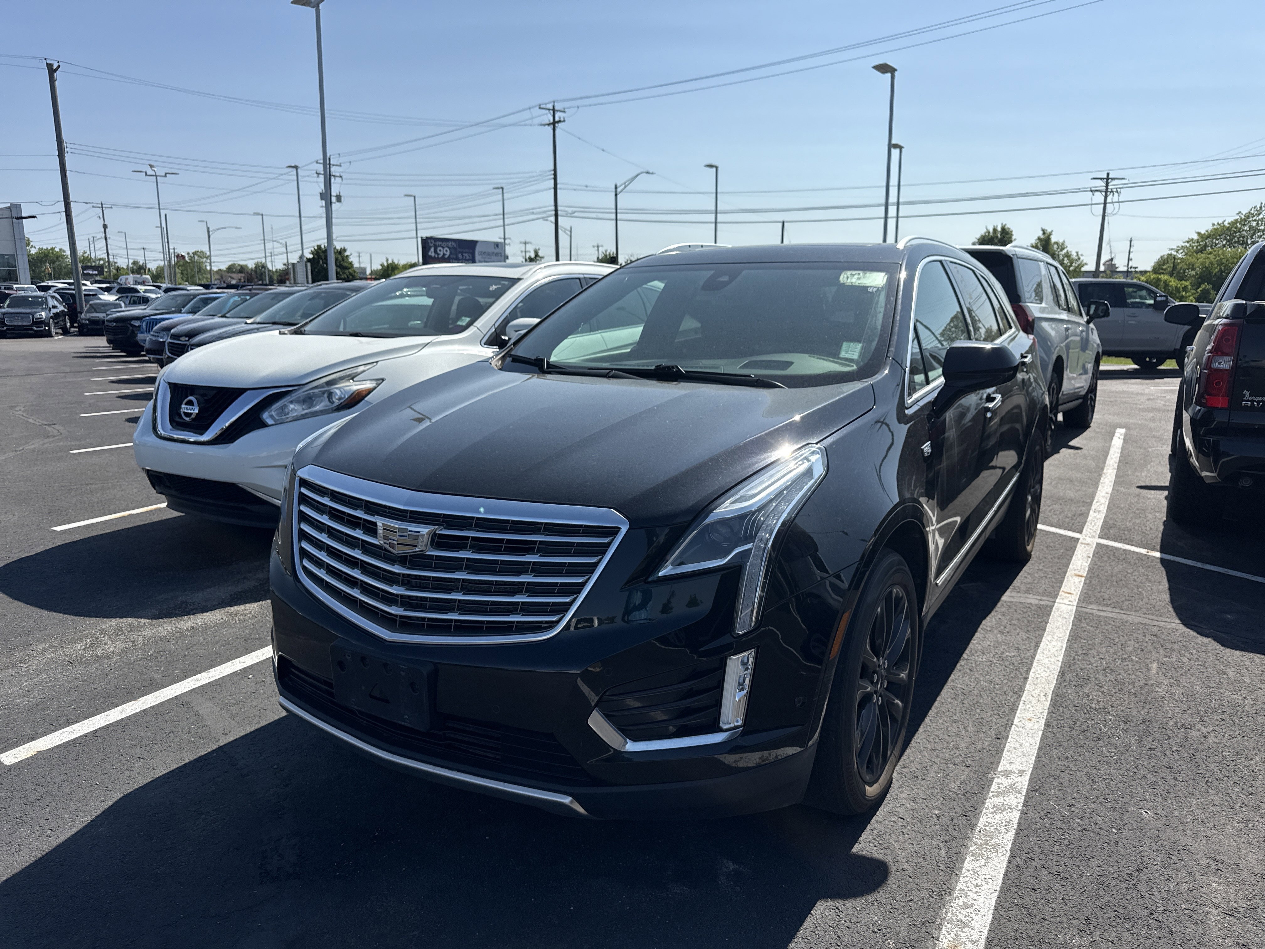 Used 2019 Cadillac XT5 Platinum AWD/4WD image 1