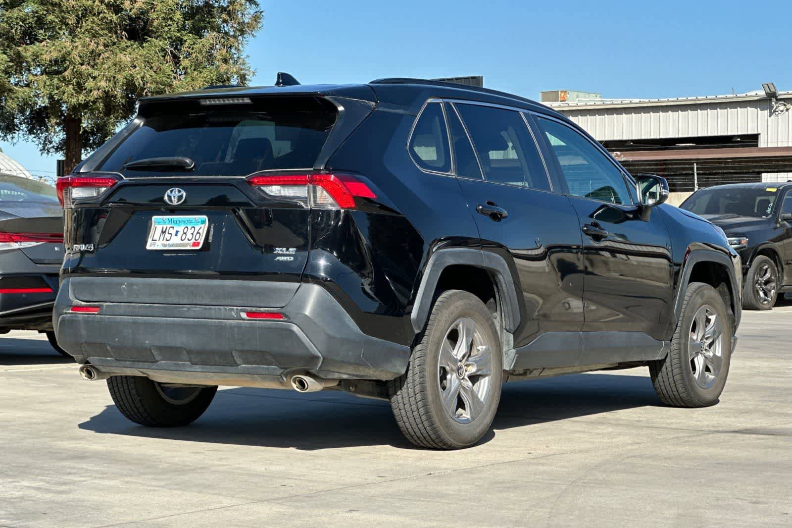 Used 2024 Toyota RAV4 XLE image 3
