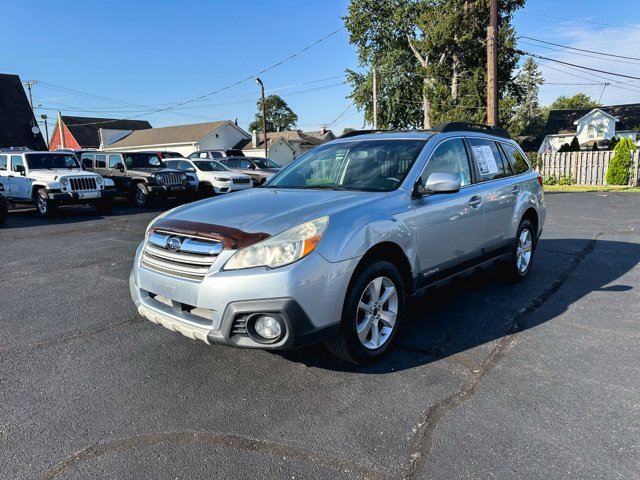 Used 2014 Subaru Outback 3.6R Limited AWD/4WD image 3