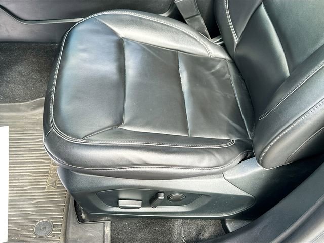 Used 2022 Ford Explorer XLT w/ Equipment Group 202A AWD/4WD image 20