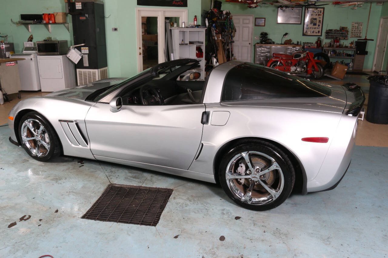 Used 2011 Chevrolet Corvette Grand Sport w/ Preferred Equipment Group RWD image 82