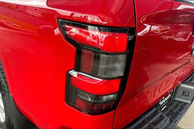 Certified 2022 Nissan Frontier SV RWD image 28