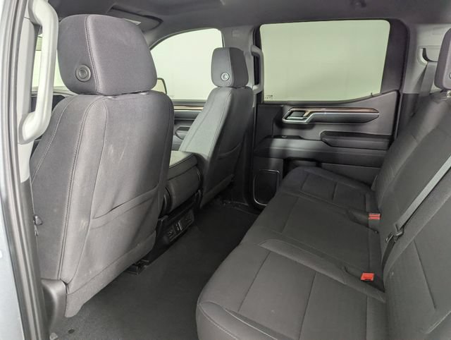 Used 2024 Chevrolet Silverado 1500 RST w/ Redline Edition AWD/4WD image 15