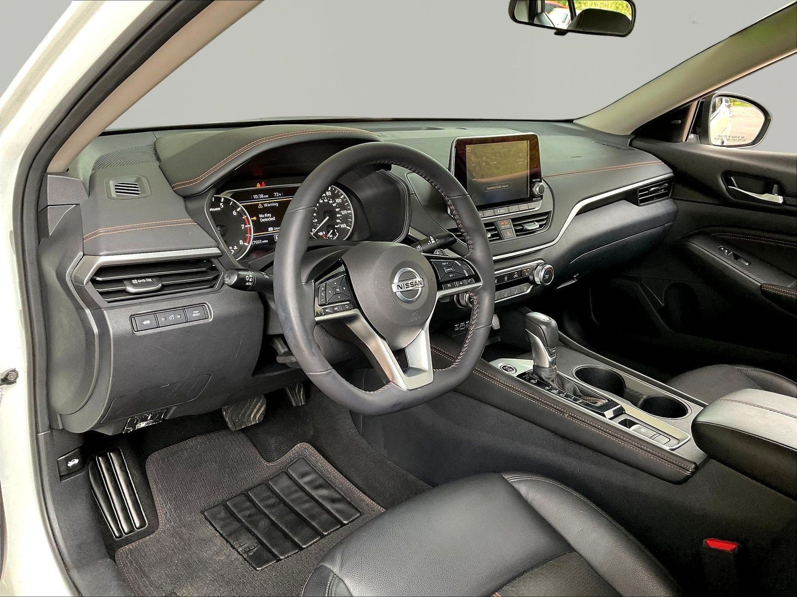 Used 2021 Nissan Altima 2.5 SR w/ SR Premium Package AWD/4WD image 16