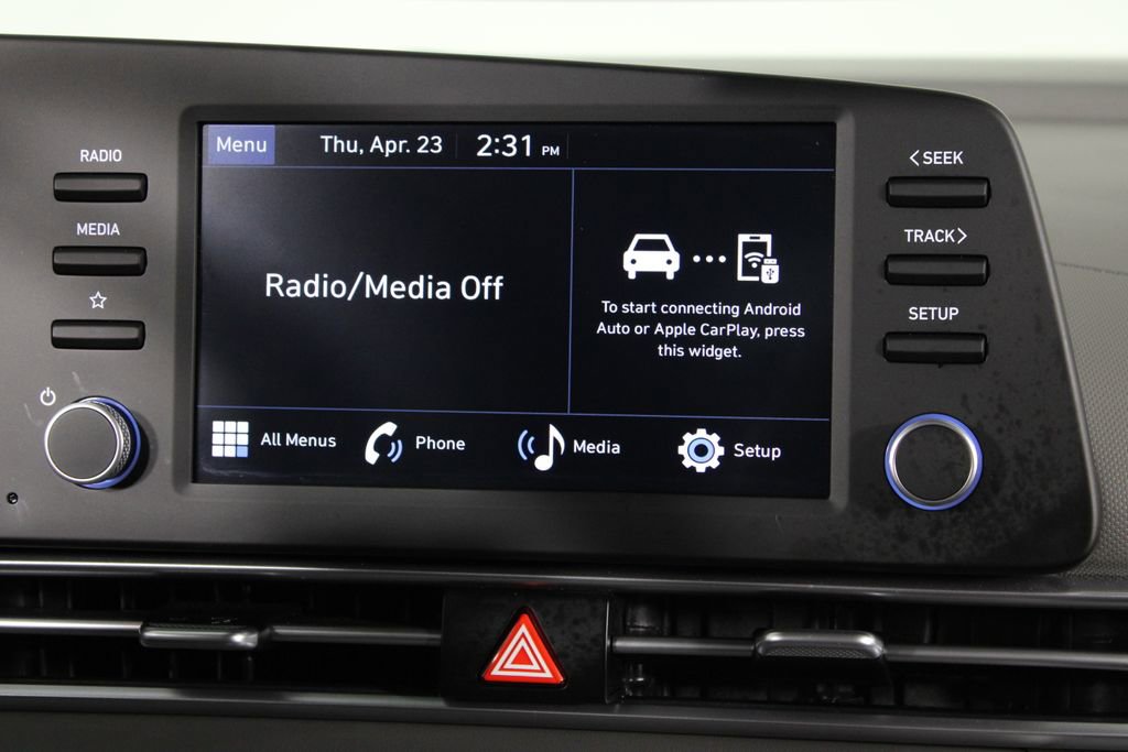 Certified 2025 Hyundai Elantra SE FWD image 8