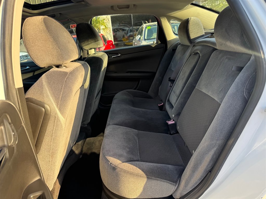 Used 2013 Chevrolet Impala LT w/ LT Sunroof Package image 18