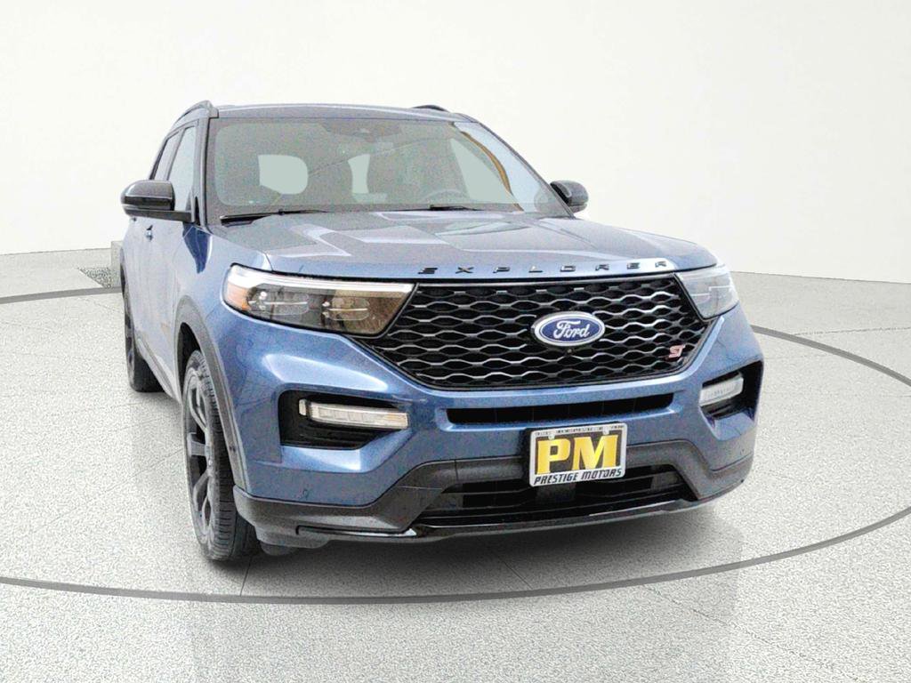 Used 2020 Ford Explorer ST w/ ST Street Pack image 2