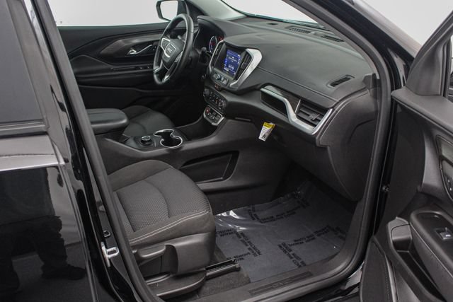 Used 2023 GMC Terrain SLE w/ Elevation Edition FWD image 20