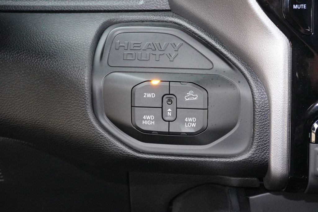 Used 2026 RAM 2500 Big Horn AWD/4WD image 19