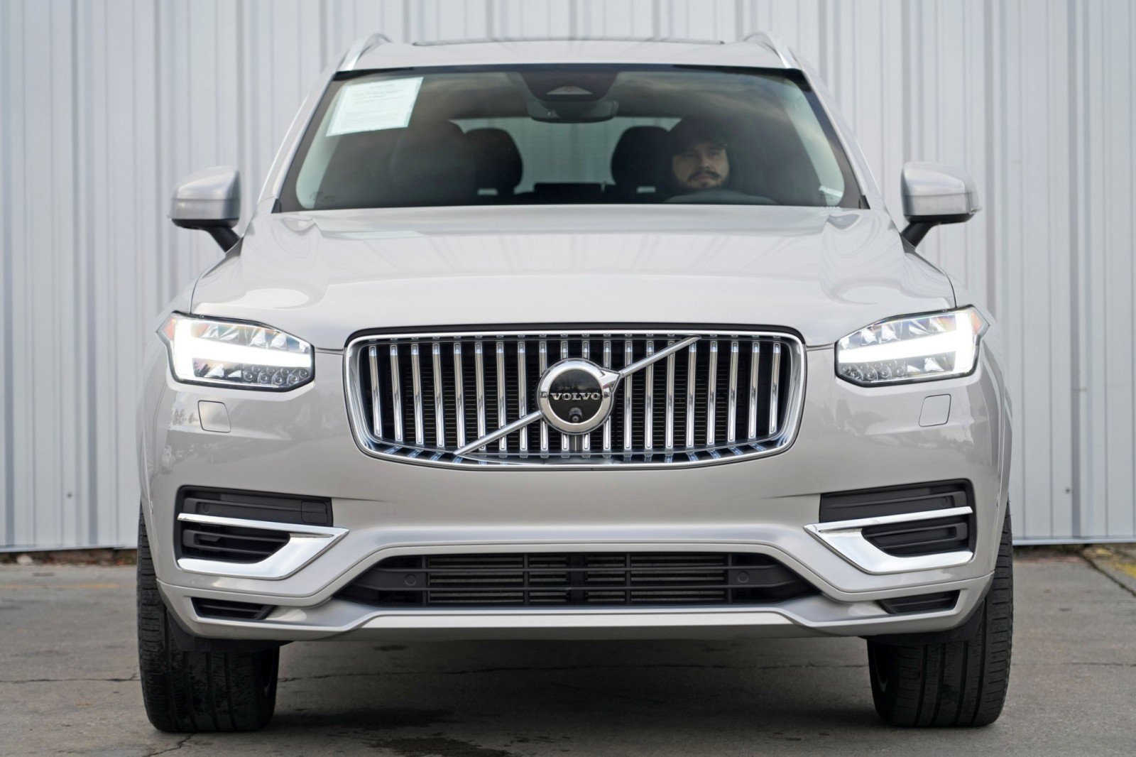 Used 2024 Volvo XC90 T8 Plus w/ Protection Package Premier image 7