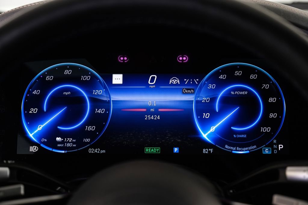 Used 2022 Mercedes-Benz EQS 580 4MATIC Sedan image 16