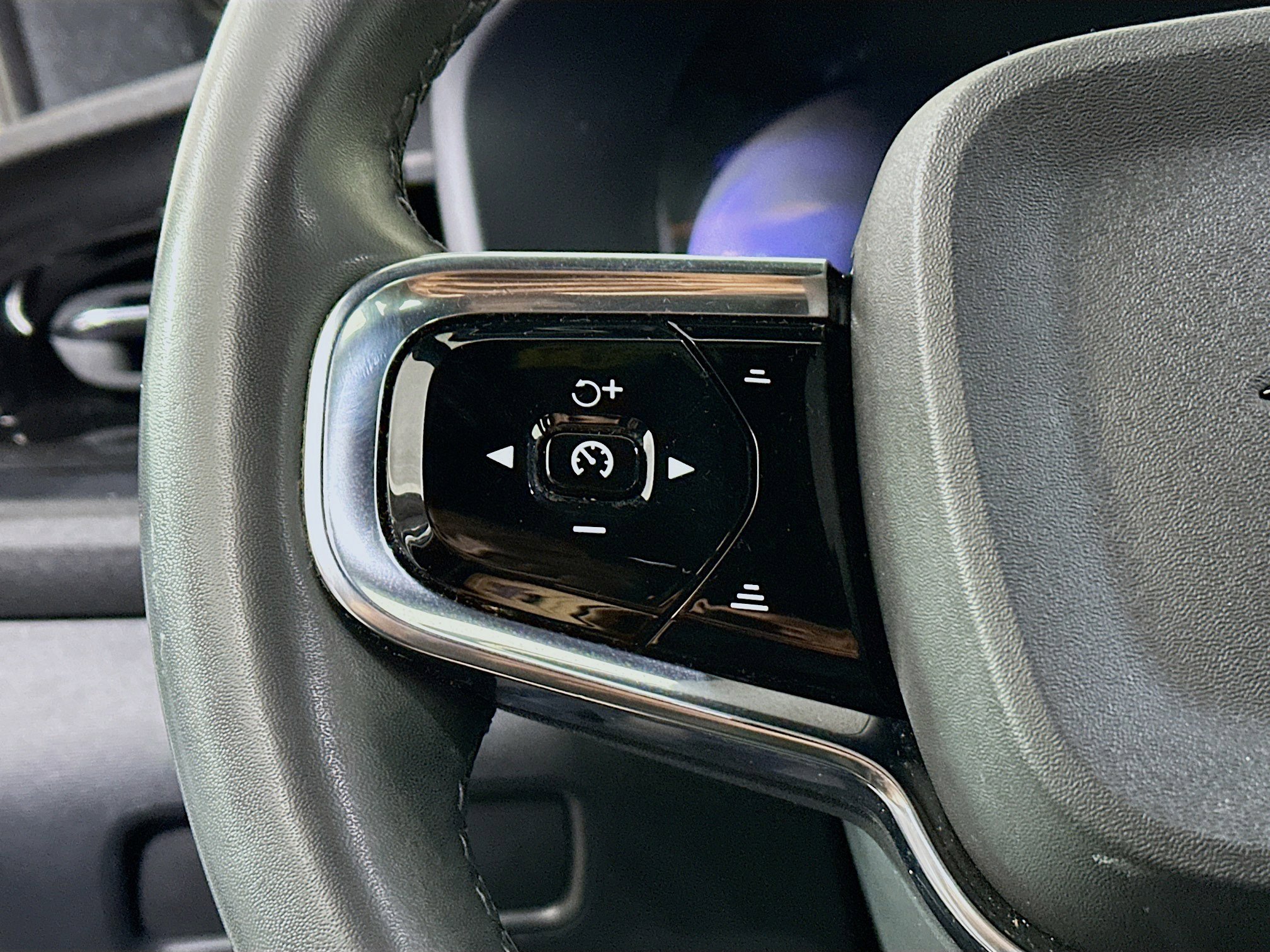 Used 2023 Polestar Polestar 2 w/ Pilot Pack image 16