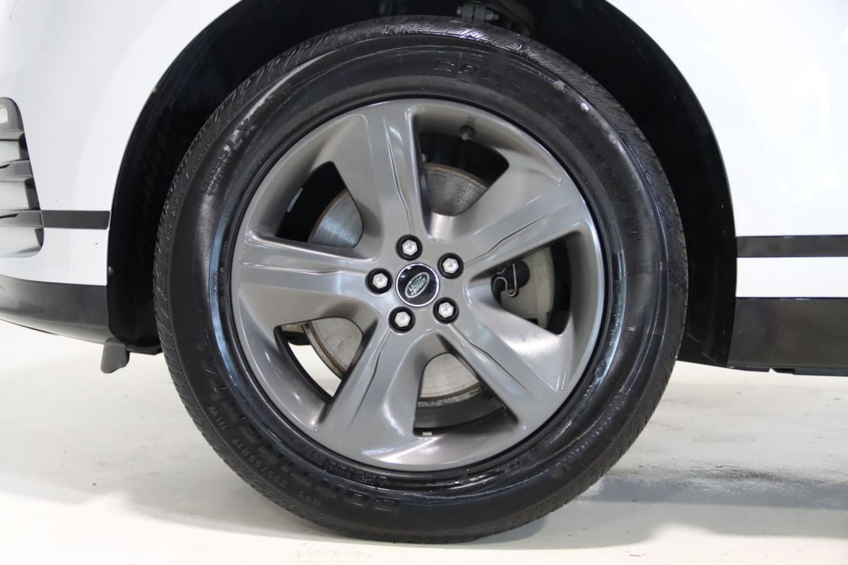 Used 2025 Land Rover Range Rover Velar Dynamic SE AWD/4WD image 73