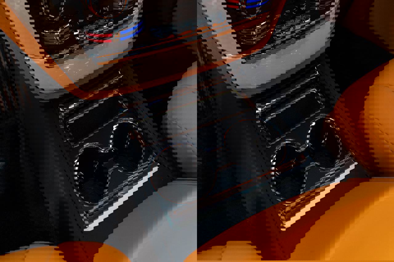 Used 2022 Rolls-Royce Phantom Sedan w/ The Phantom Package image 9