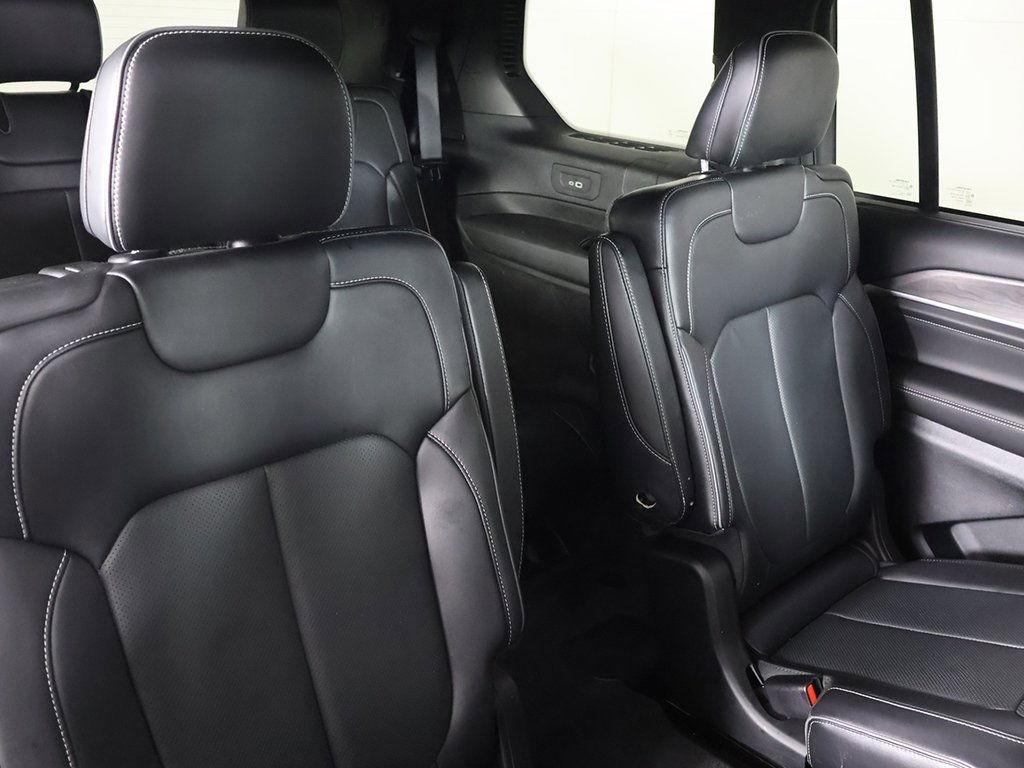 Used 2021 Jeep Grand Cherokee L Overland w/ Luxury Tech Group IV image 40