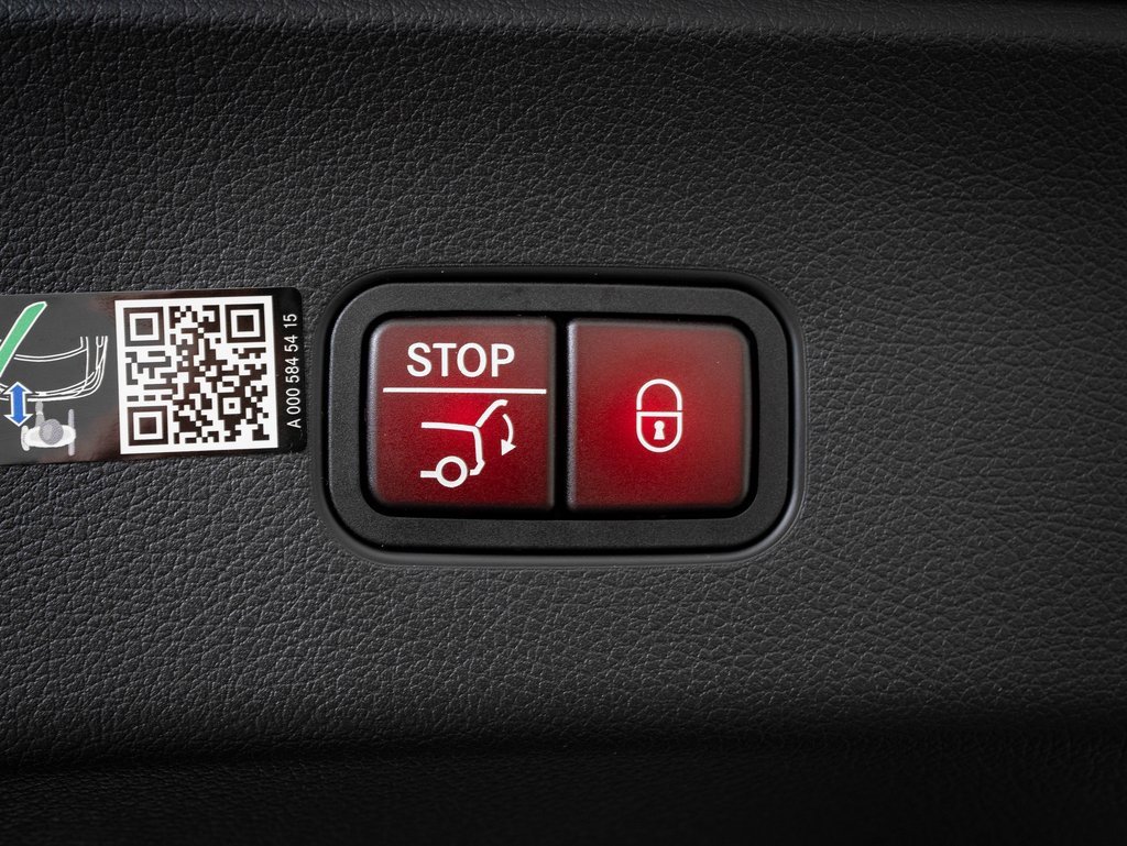 New 2026 Mercedes-Benz GLC 43 AMG 4MATIC Coupe image 23