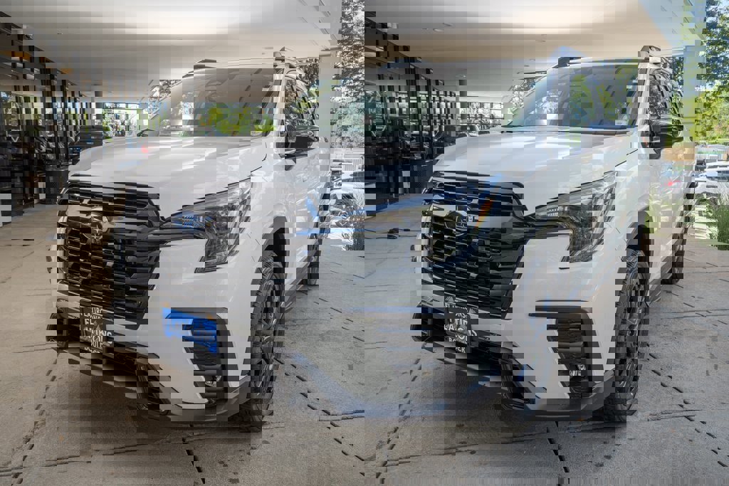 New 2025 Subaru Ascent Bronze Edition image 5