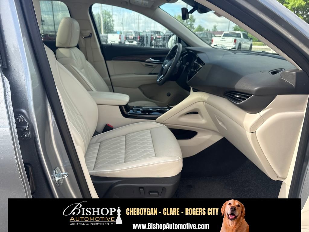 Used 2023 Buick Envision Avenir AWD/4WD image 21