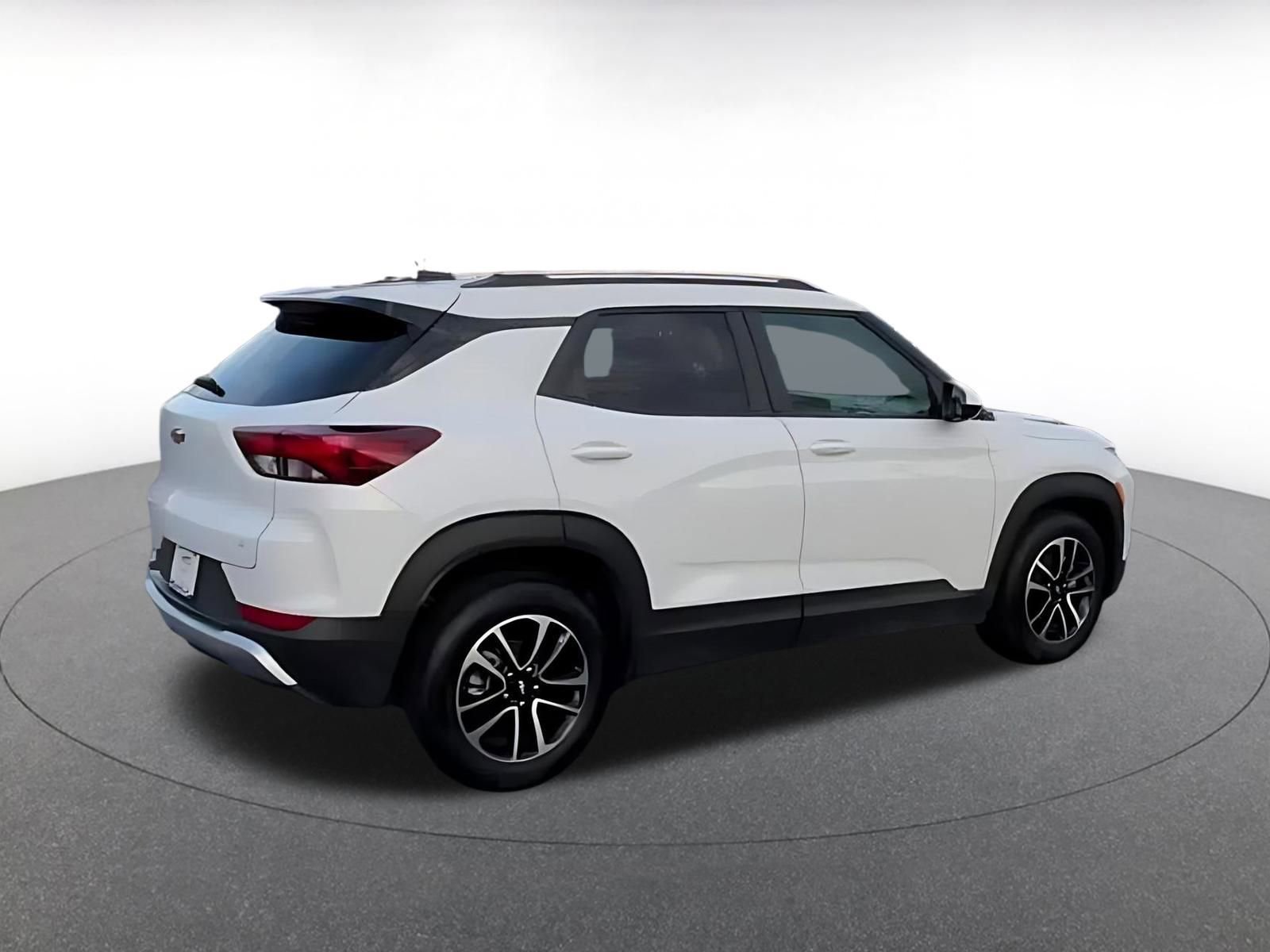 Used 2025 Chevrolet TrailBlazer LT image 15