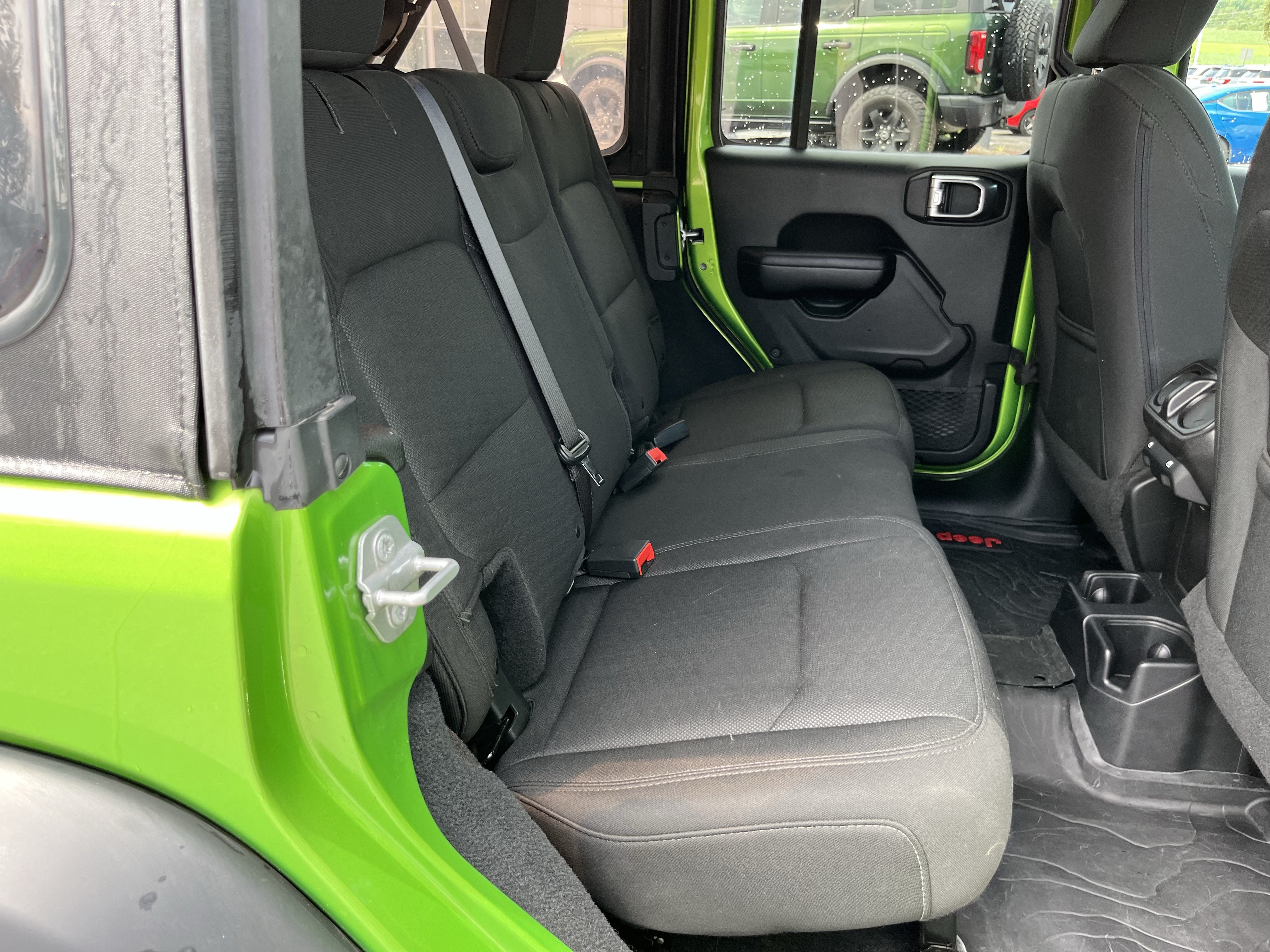 Used 2018 Jeep Wrangler Unlimited Sport S AWD/4WD video 4