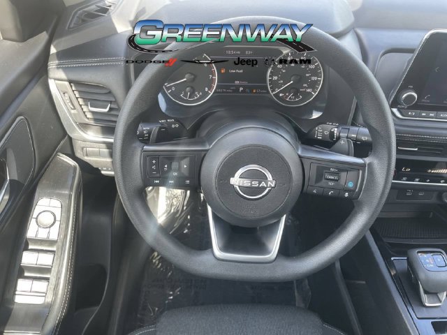 Used 2024 Nissan Rogue SV AWD/4WD image 11