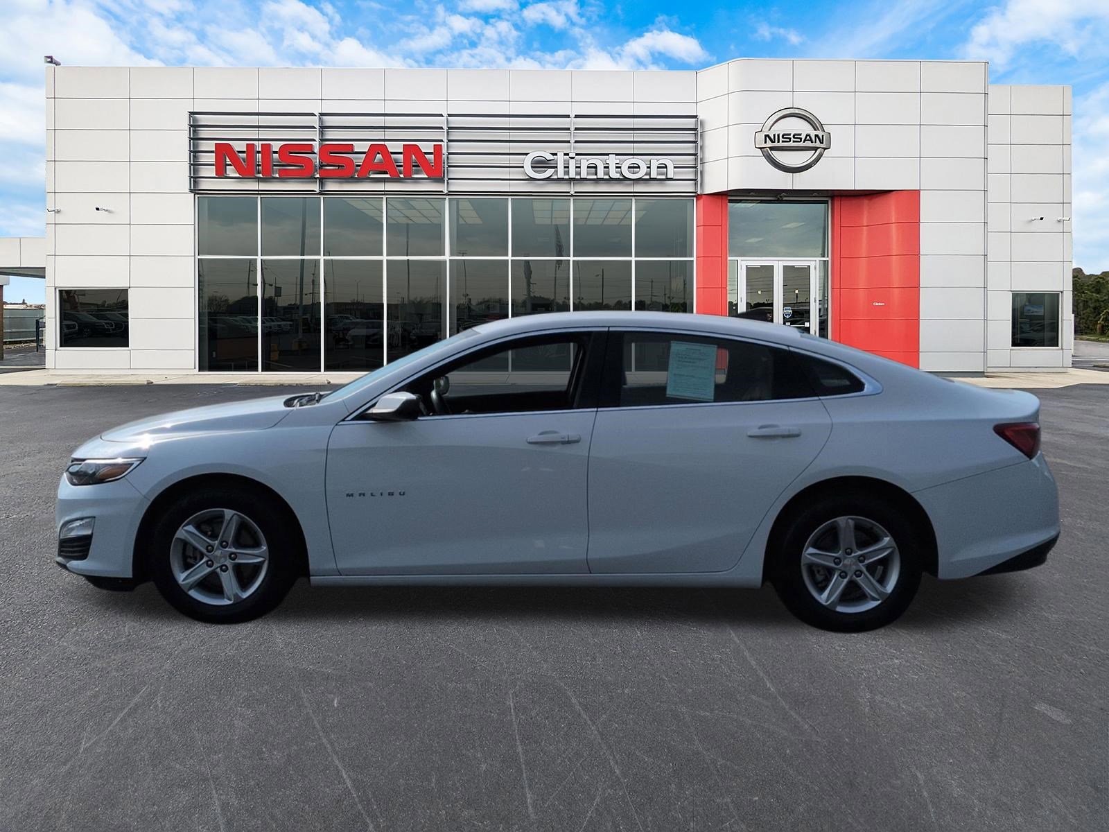 Used 2024 Chevrolet Malibu LS image 6