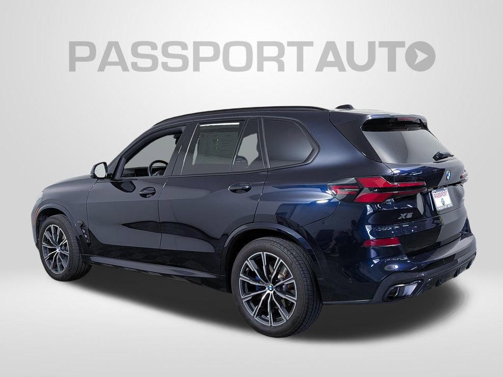 Certified 2024 BMW X5 xDrive40i w/ M Sport Package image 3