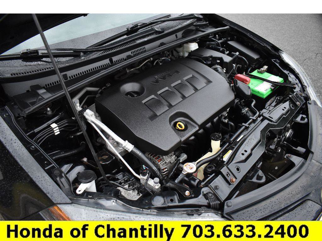 Used 2019 Toyota Corolla LE FWD image 32