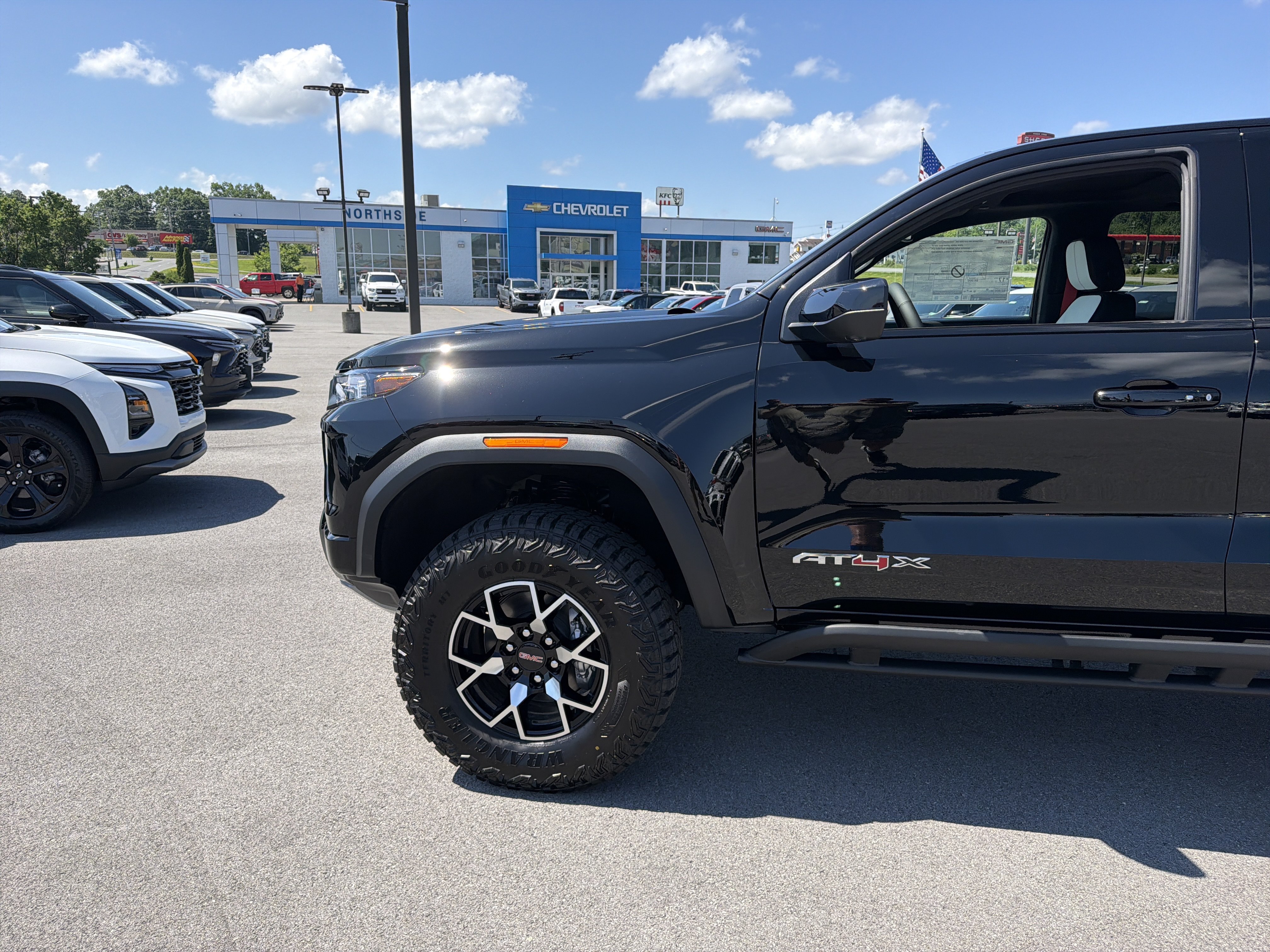 New 2026 GMC Canyon AT4X AWD/4WD image 11