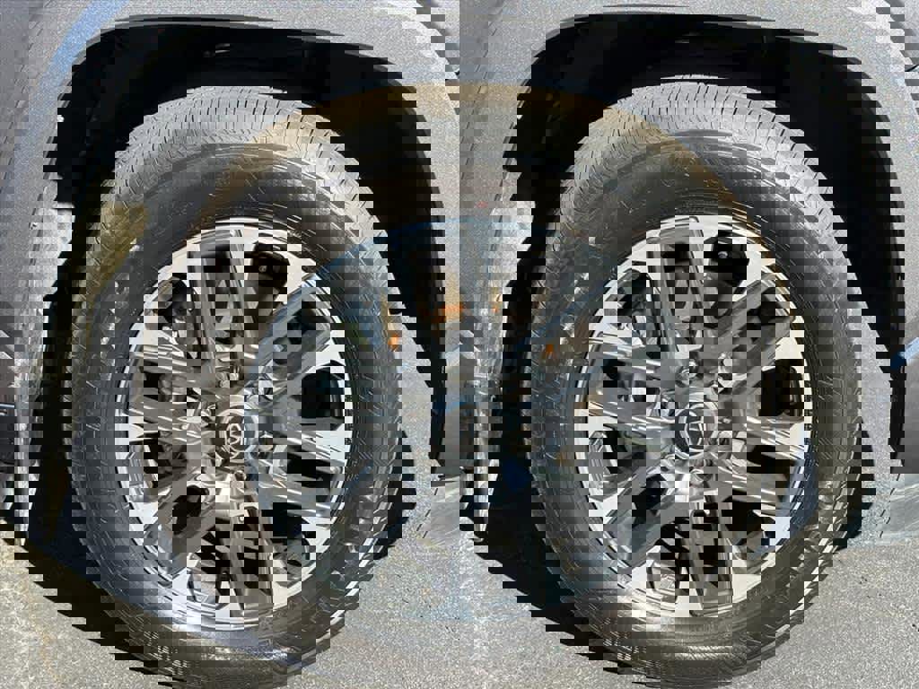 Used 2023 Toyota Sequoia Limited image 32