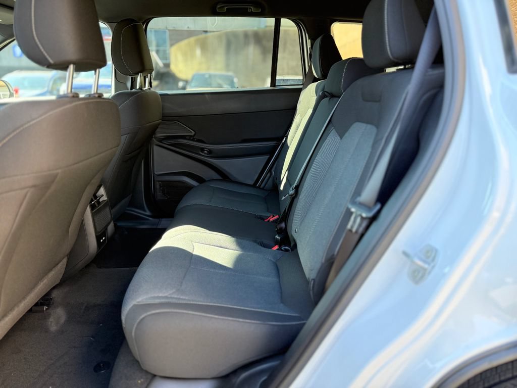 New 2026 Jeep Cherokee Laredo AWD/4WD image 17