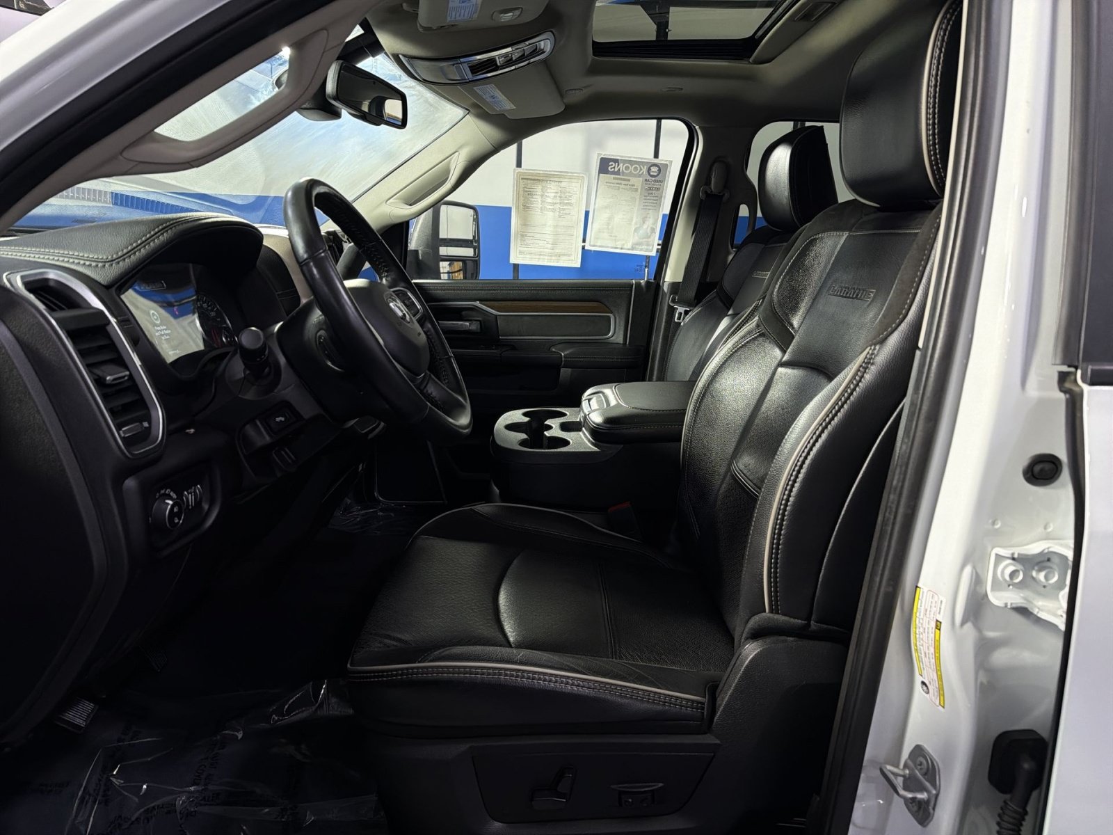 Used 2024 RAM 2500 Laramie AWD/4WD image 23
